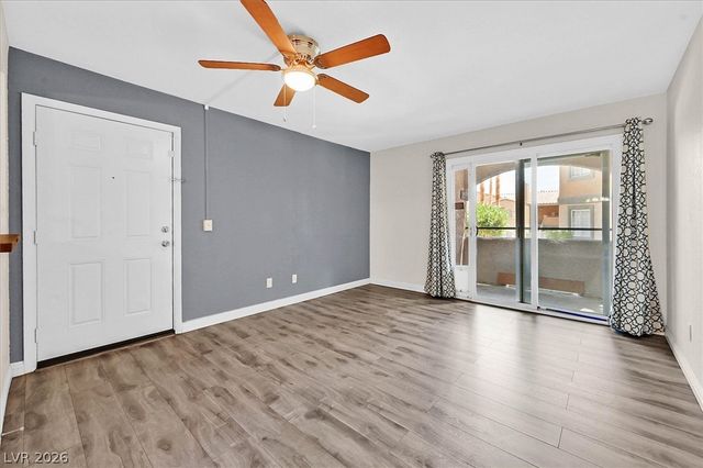 220 Mission Newport Lane 105, Las Vegas, NV 89107