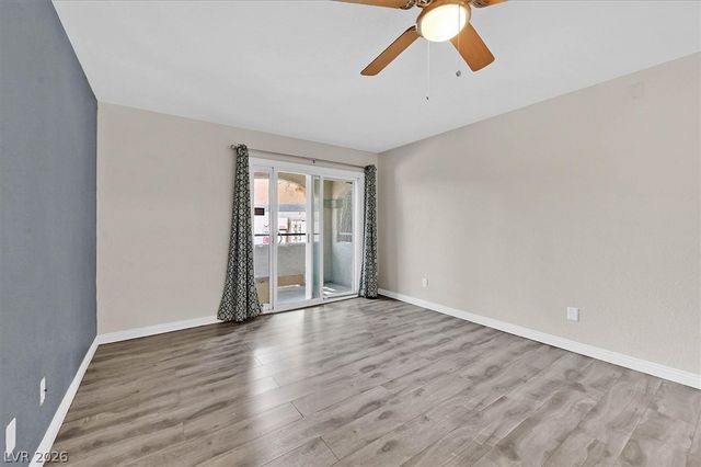 220 Mission Newport Lane 105, Las Vegas, NV 89107