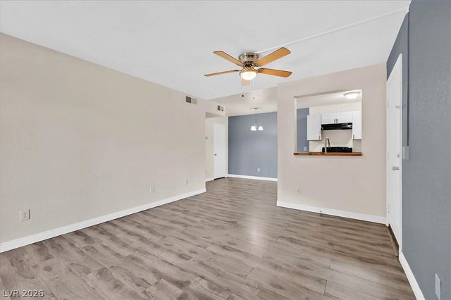220 Mission Newport Lane 105, Las Vegas, NV 89107