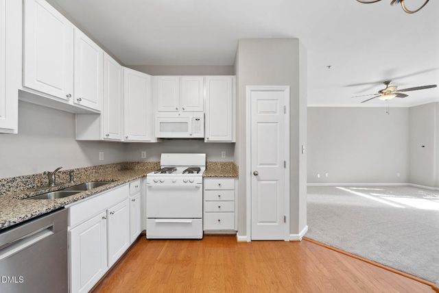 2211 Raven Road 102, Raleigh, NC 27614