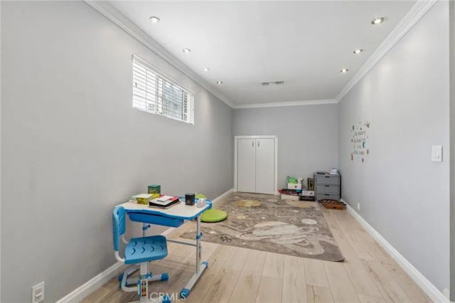 12643 Elkwood Street, North Hollywood, CA 91605