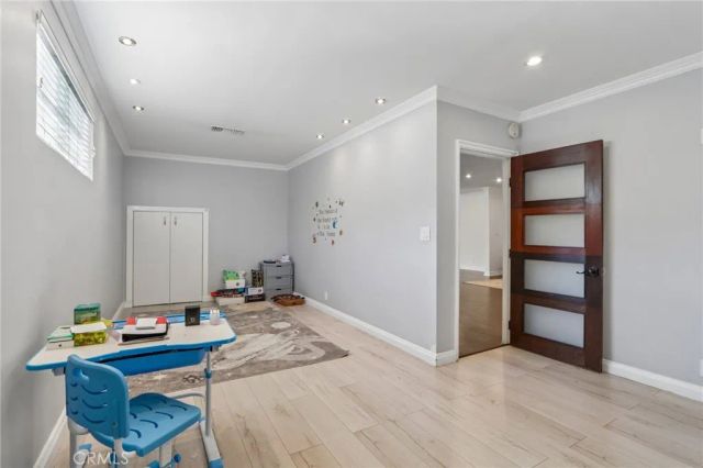12643 Elkwood Street, North Hollywood, CA 91605