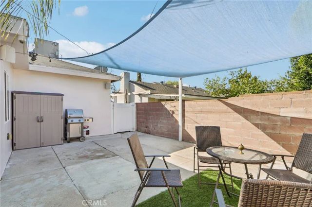 12643 Elkwood Street, North Hollywood, CA 91605