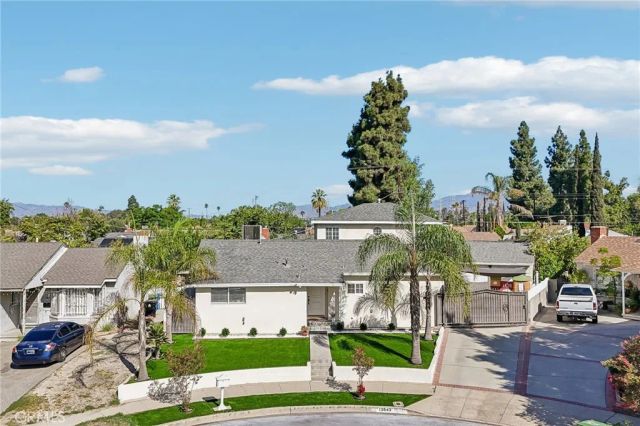 12643 Elkwood Street, North Hollywood, CA 91605
