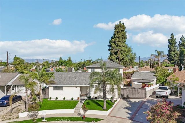 12643 Elkwood Street, North Hollywood, CA 91605