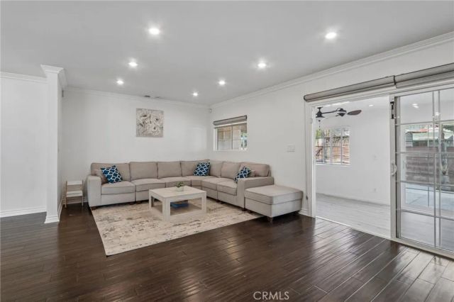 12643 Elkwood Street, North Hollywood, CA 91605