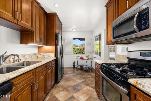 945 S Orange Grove Boulevard E, Pasadena, CA 91105