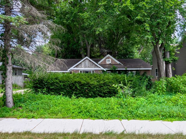 509 N Washington Street, Westmont, IL 60559