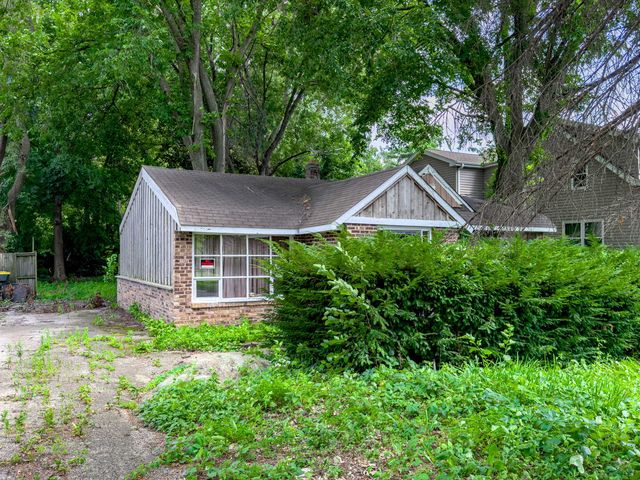 509 N Washington Street, Westmont, IL 60559