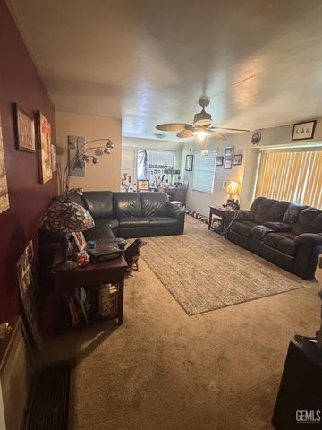 344 Oakdale Drive, Bakersfield, CA 93309