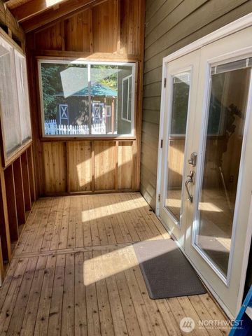 2497 Goss Ridge Road, Freeland, WA 98249