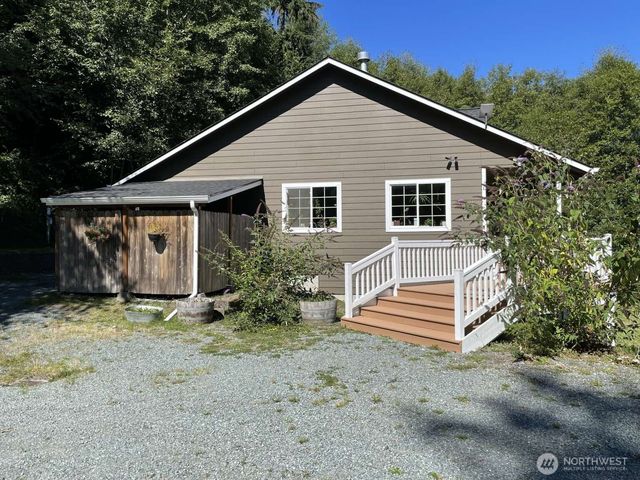 2497 Goss Ridge Road, Freeland, WA 98249