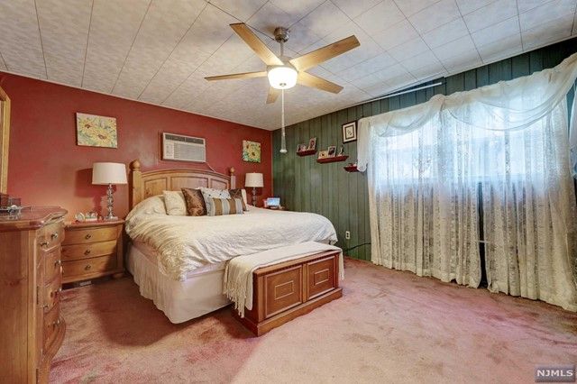 244 Sussex Road, Wood Ridge, NJ 07075