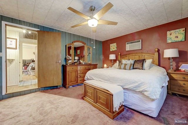244 Sussex Road, Wood Ridge, NJ 07075