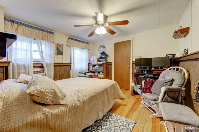 244 Sussex Road, Wood Ridge, NJ 07075