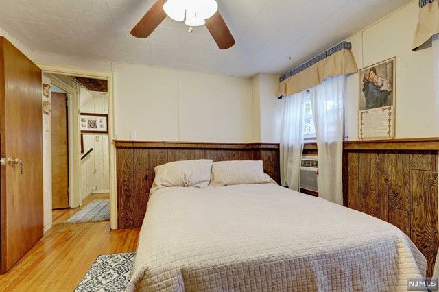 244 Sussex Road, Wood Ridge, NJ 07075