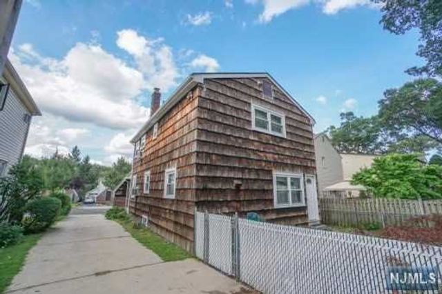 244 Sussex Road, Wood Ridge, NJ 07075