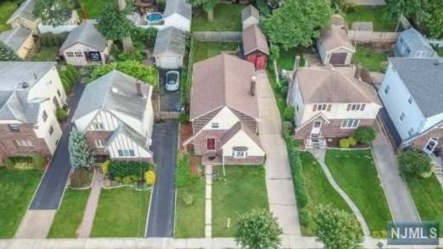 244 Sussex Road, Wood Ridge, NJ 07075