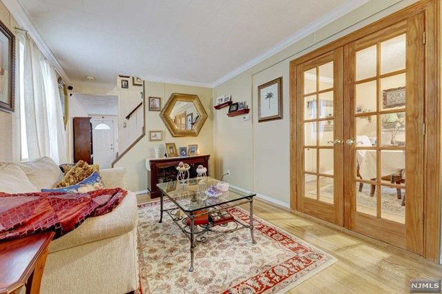 244 Sussex Road, Wood Ridge, NJ 07075