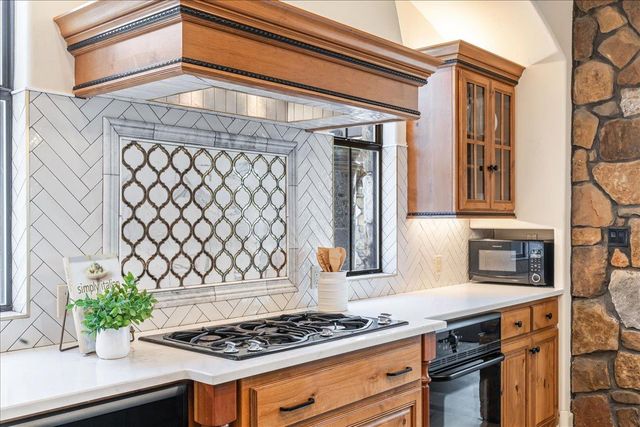 2808 & 2804 Fall Creek Estates DR, Spicewood, TX 78669