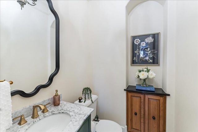 2808 & 2804 Fall Creek Estates DR, Spicewood, TX 78669