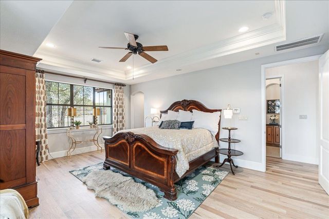 2808 & 2804 Fall Creek Estates DR, Spicewood, TX 78669