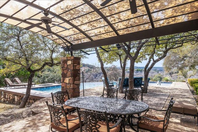 2808 & 2804 Fall Creek Estates DR, Spicewood, TX 78669