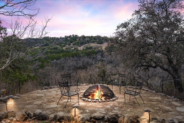 2808 & 2804 Fall Creek Estates DR, Spicewood, TX 78669