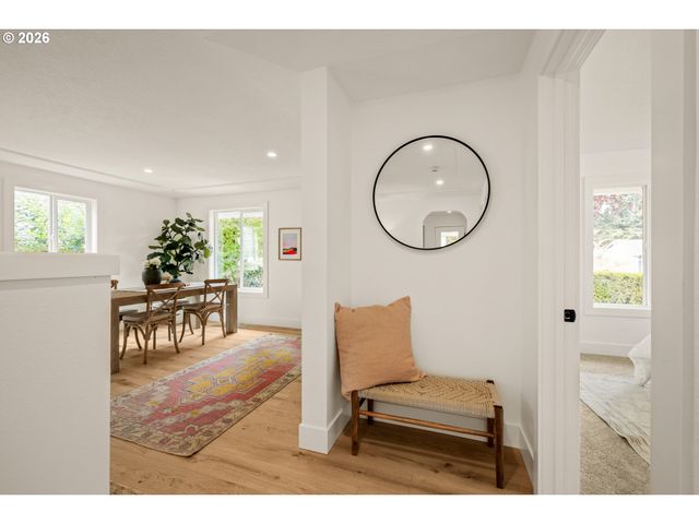 10114 N CALHOUN Ave, Portland, OR 97203