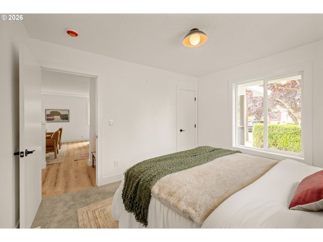 10114 N CALHOUN Ave, Portland, OR 97203