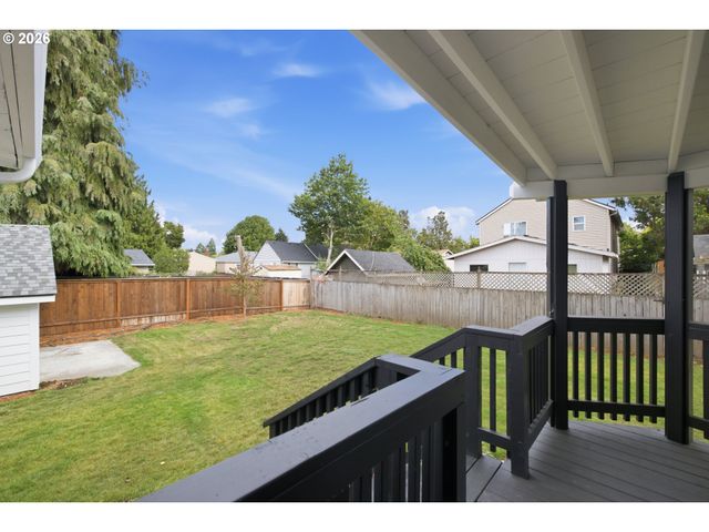 10114 N CALHOUN Ave, Portland, OR 97203