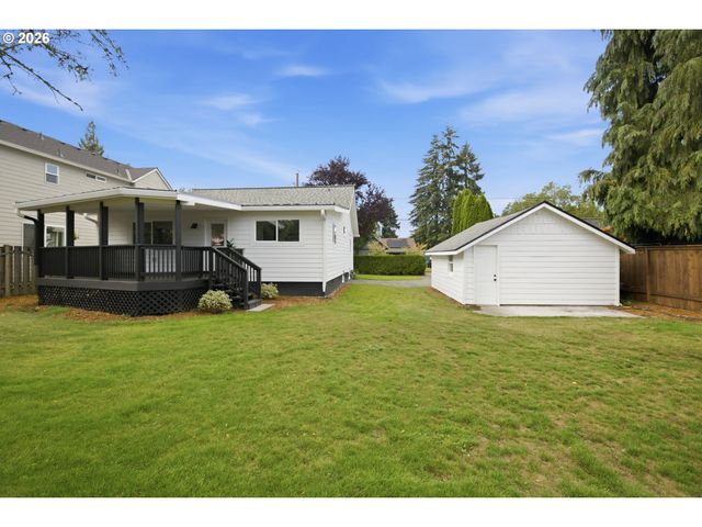 10114 N CALHOUN Ave, Portland, OR 97203