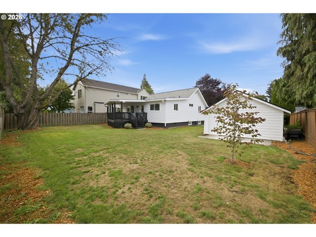 10114 N CALHOUN Ave, Portland, OR 97203