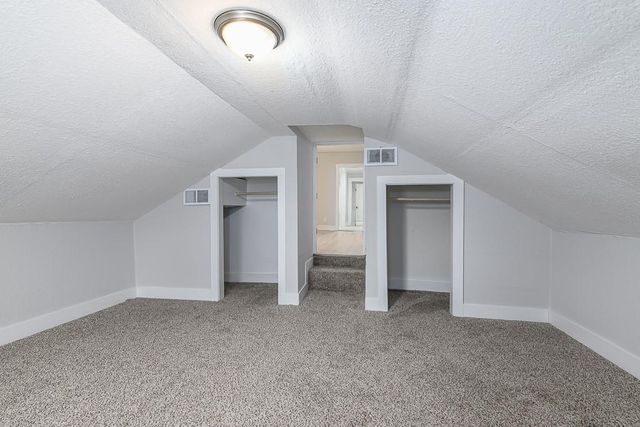 614 Chestnut Street, Leavenworth, KS 66048