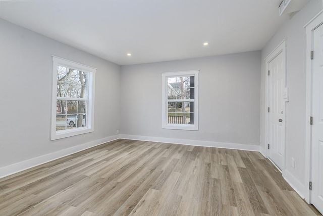 614 Chestnut Street, Leavenworth, KS 66048