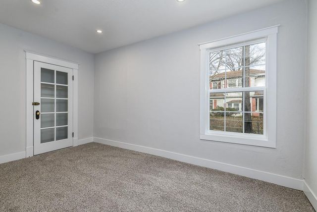 614 Chestnut Street, Leavenworth, KS 66048