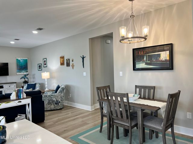 1211 Ocean View Drive, Gulfport, MS 39507