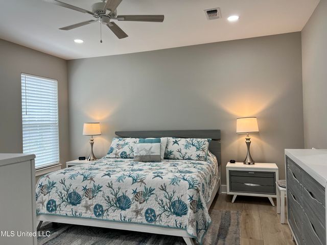 1211 Ocean View Drive, Gulfport, MS 39507