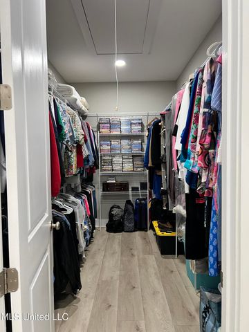 1211 Ocean View Drive, Gulfport, MS 39507