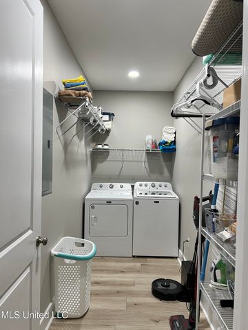 1211 Ocean View Drive, Gulfport, MS 39507