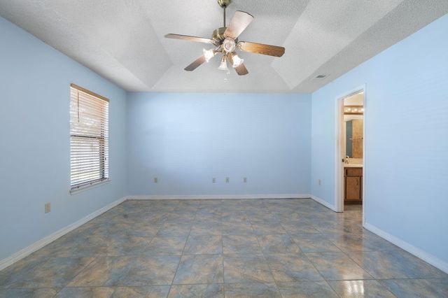 2800 Brassie Circle, Navarre, FL 32566