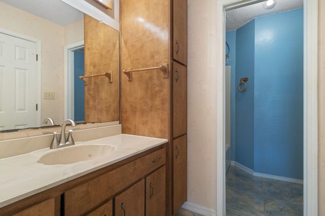 2800 Brassie Circle, Navarre, FL 32566