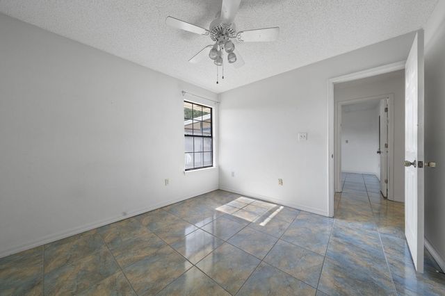 2800 Brassie Circle, Navarre, FL 32566