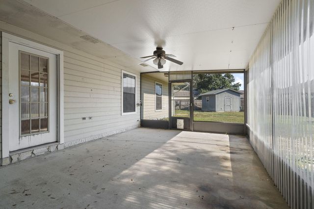 2800 Brassie Circle, Navarre, FL 32566