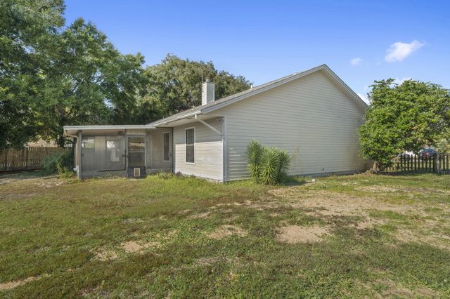 2800 Brassie Circle, Navarre, FL 32566