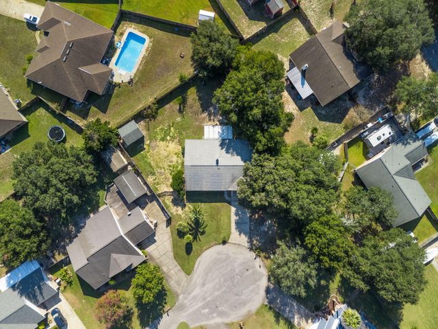 2800 Brassie Circle, Navarre, FL 32566
