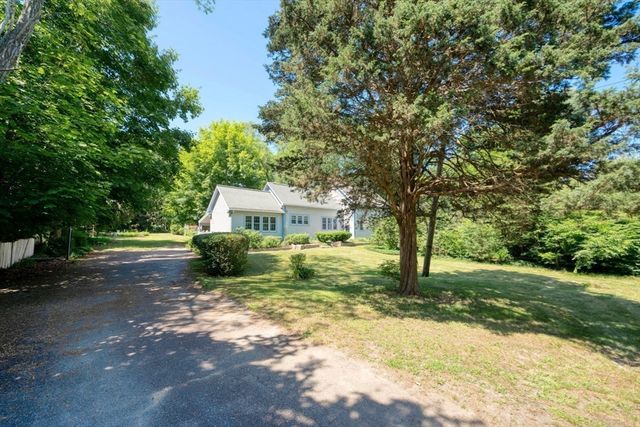 219 Tremont St, Carver, MA 02330