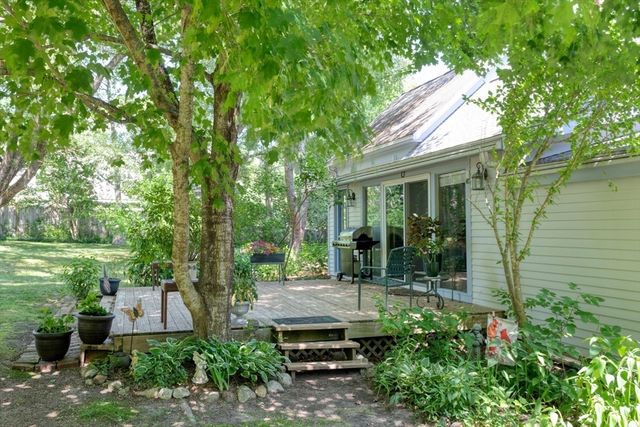 219 Tremont St, Carver, MA 02330