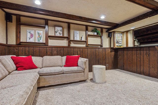 0N093 Jefferson Street, Winfield, IL 60190