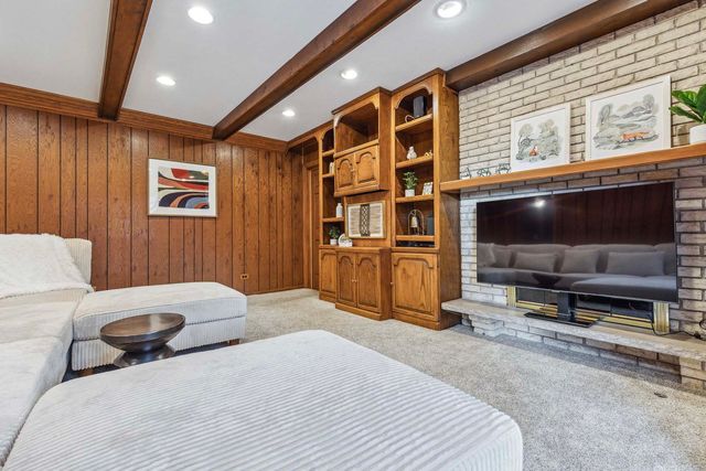 0N093 Jefferson Street, Winfield, IL 60190